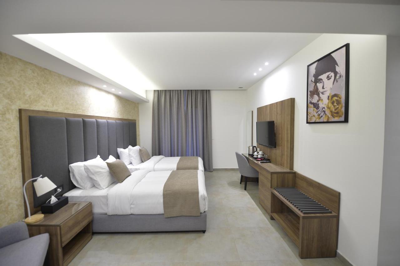 Zett Hotel Jounieh Exterior foto