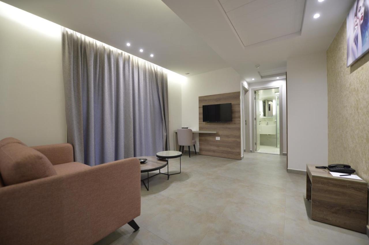 Zett Hotel Jounieh Exterior foto